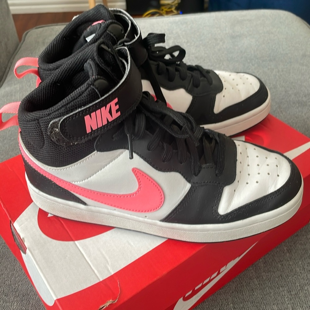 Girls Nike Court Borough Mid 2